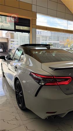 تۆیۆتا کامری